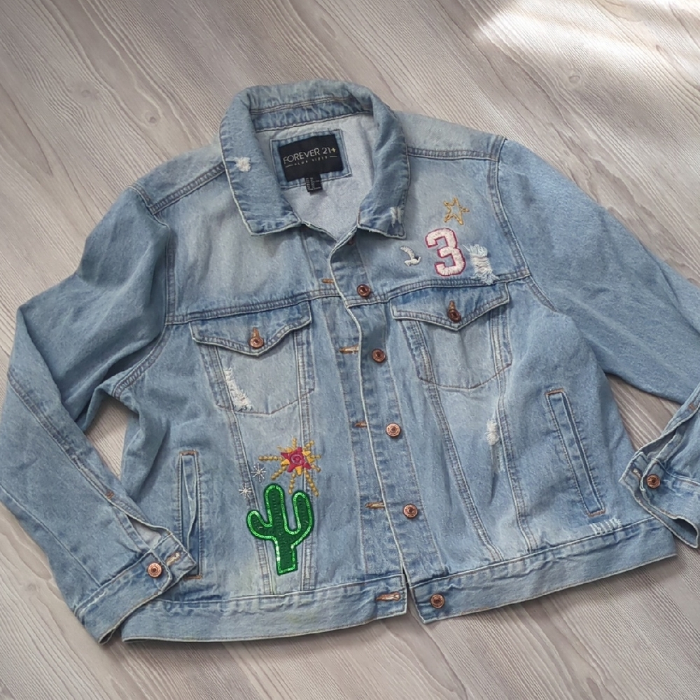 Forever 21 3x Embroidered Denim Jacket with Patches Stains Throughout